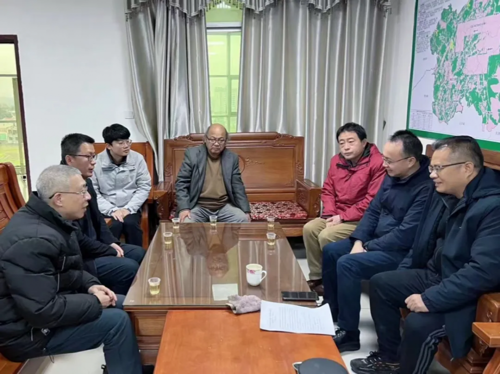 智慧農(nóng)業(yè)向“云端”！碳研院組織專家入縣下鄉(xiāng)進(jìn)農(nóng)田